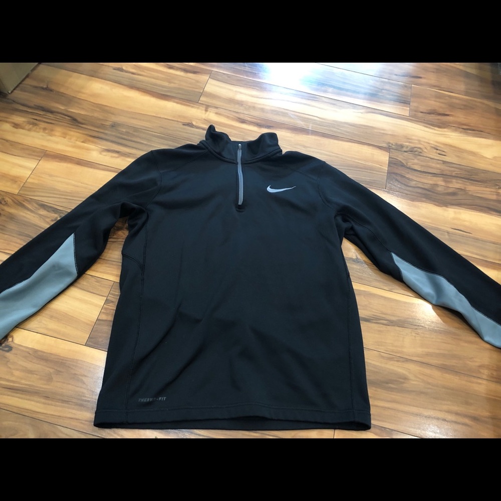 Nike sweater